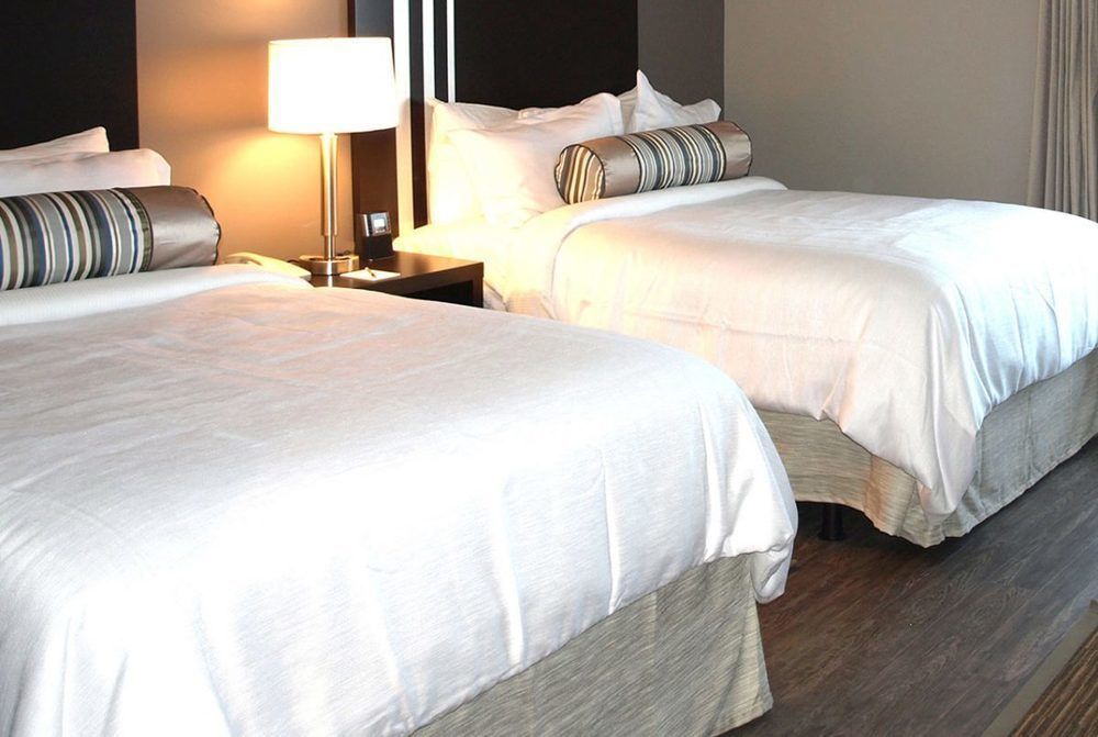Hotel At Batavia Downs Exteriör bild